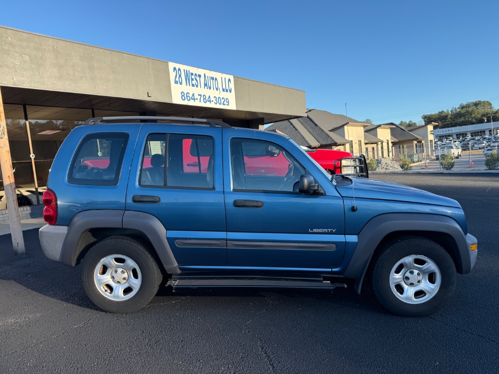 2004 Jeep Liberty Sport's photo