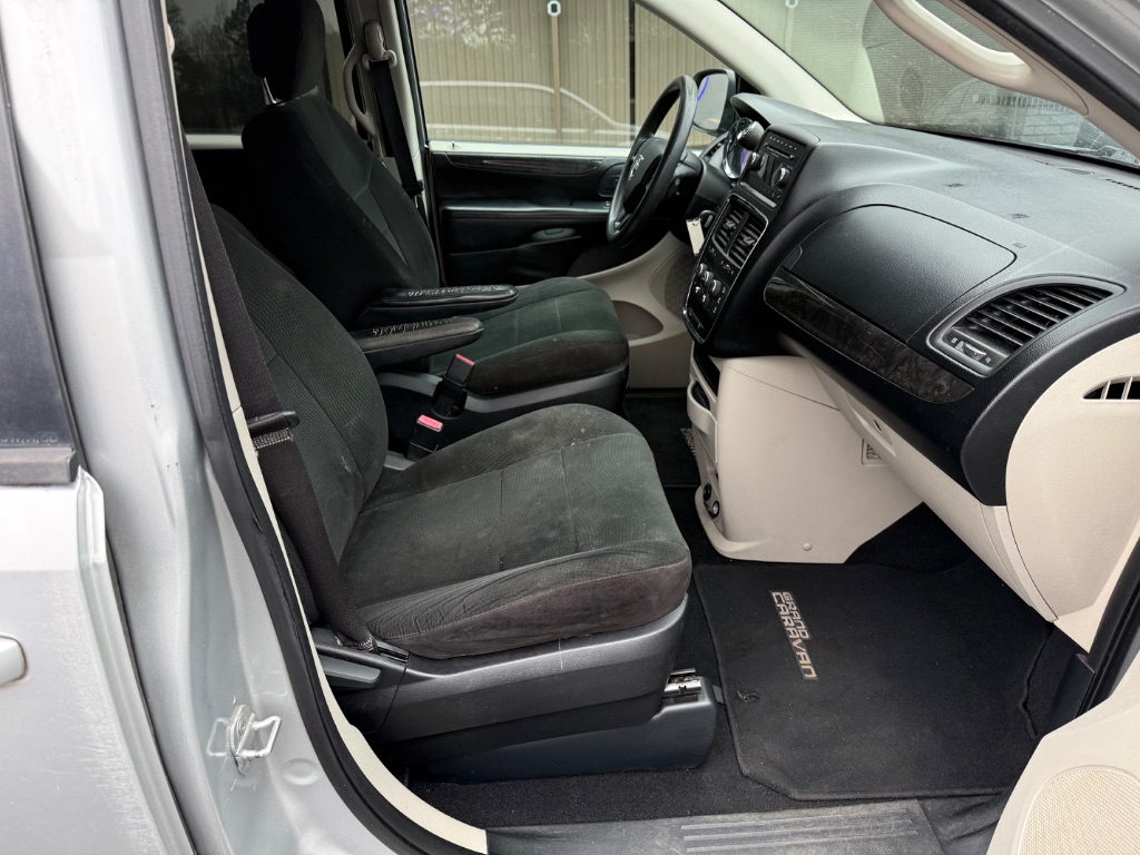 2012 Dodge Grand Caravan SE - Photo 8
