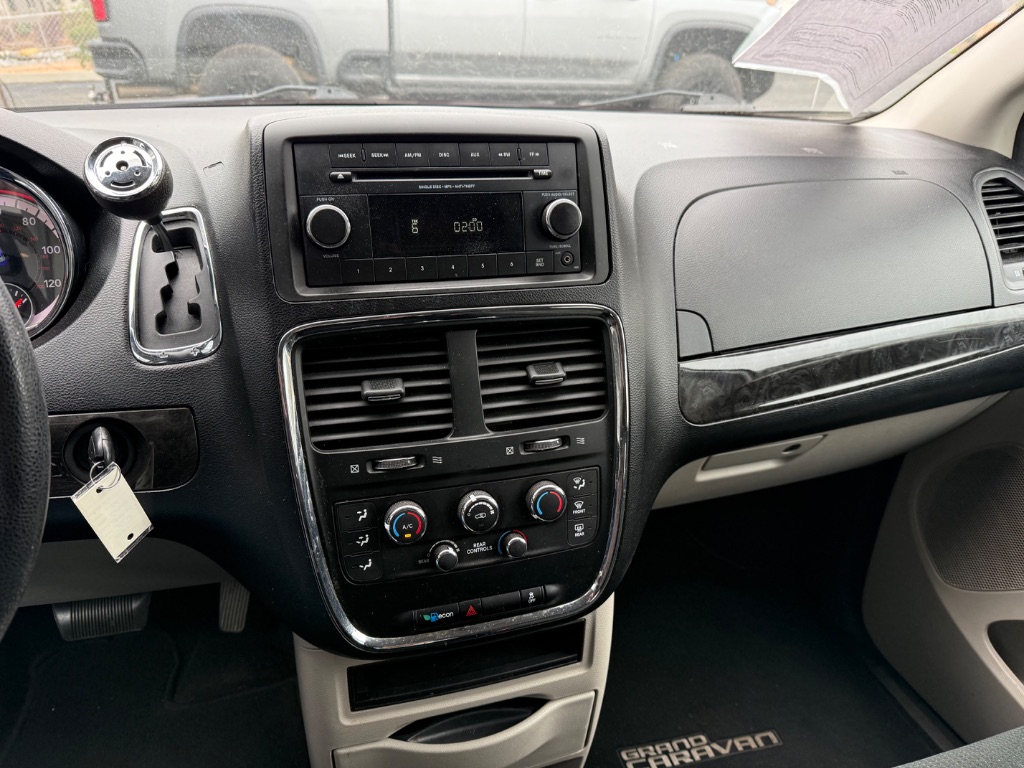 2012 Dodge Grand Caravan SE - Photo 12