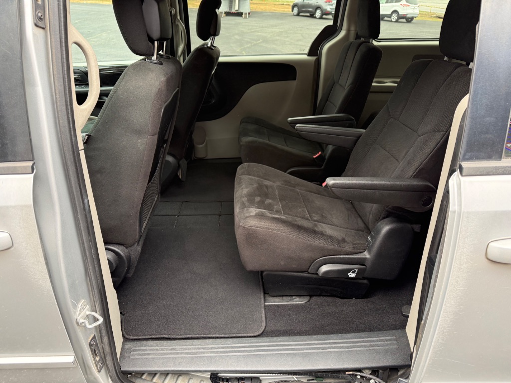 2012 Dodge Grand Caravan SE - Photo 9