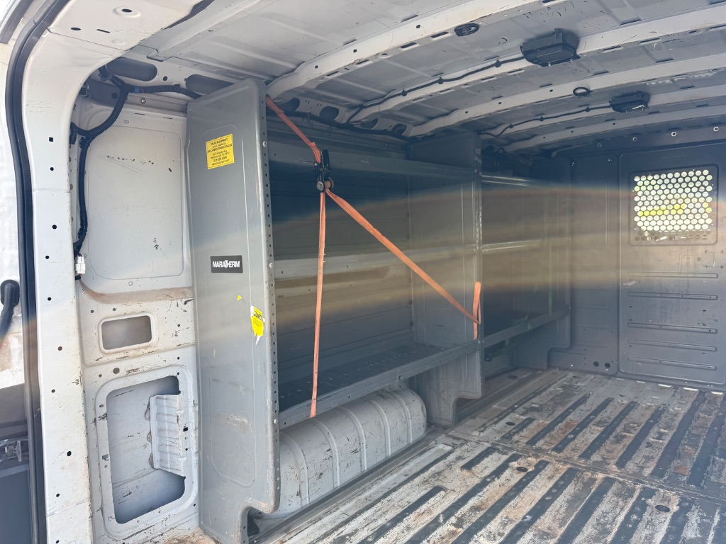2015 Nissan NV Cargo S - Photo 8