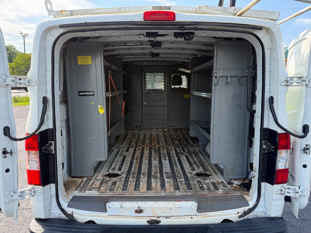 2015 Nissan NV Cargo S - Photo 6