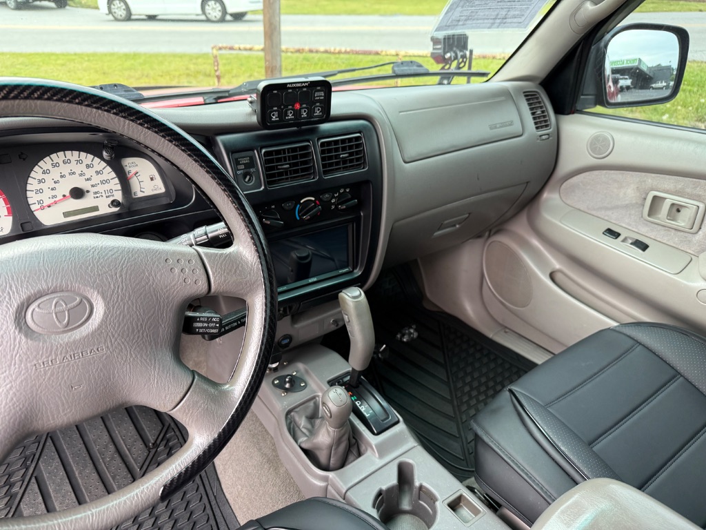 2002 Toyota Tacoma Base - Photo 11